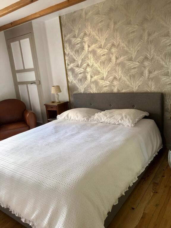 ベルティニャ L'Embellie Bed & Breakfast エクステリア 写真