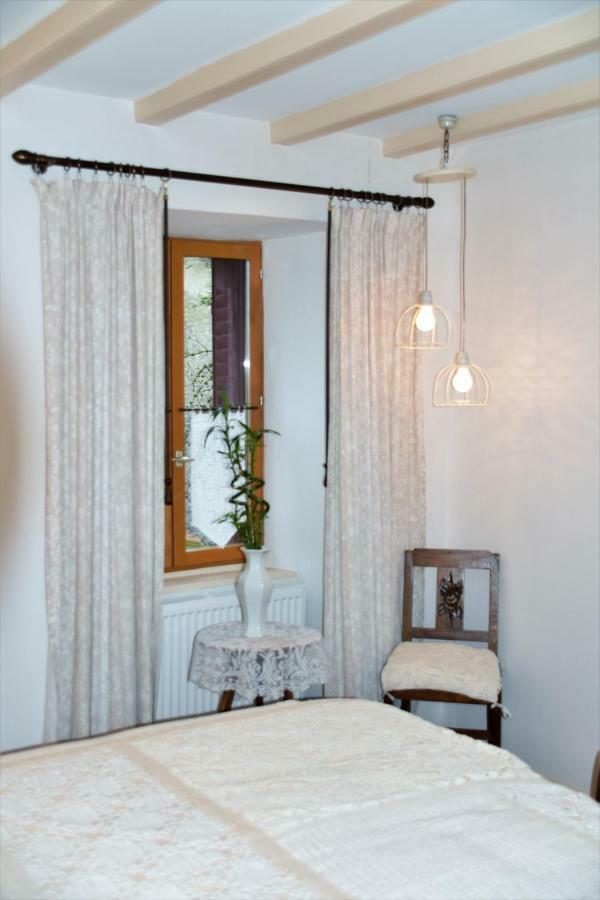 ベルティニャ L'Embellie Bed & Breakfast エクステリア 写真